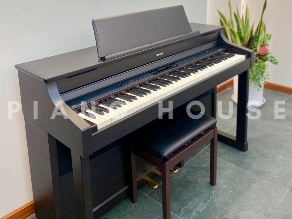 ROLAND HP-307 RW - Đánh giá chi tiết tại Piano House